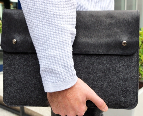 ViSation Nachhaltige Laptoptasche Schutzhülle, Notebookhülle, Leder, Filz, Schwarz/Grau