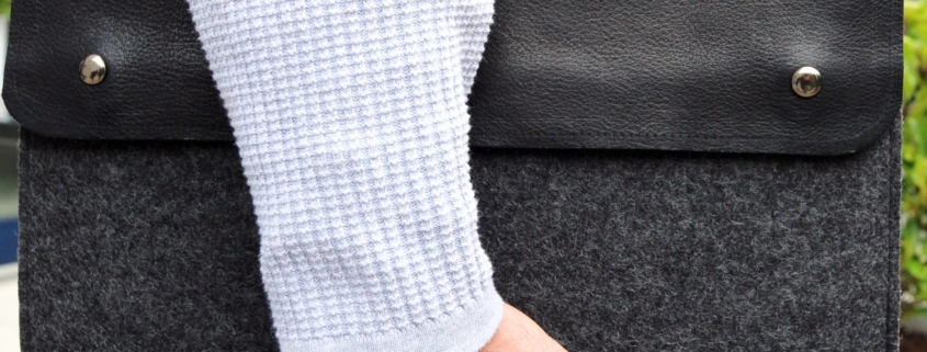 ViSation Nachhaltige Laptoptasche Schutzhülle, Notebookhülle, Leder, Filz, Schwarz/Grau